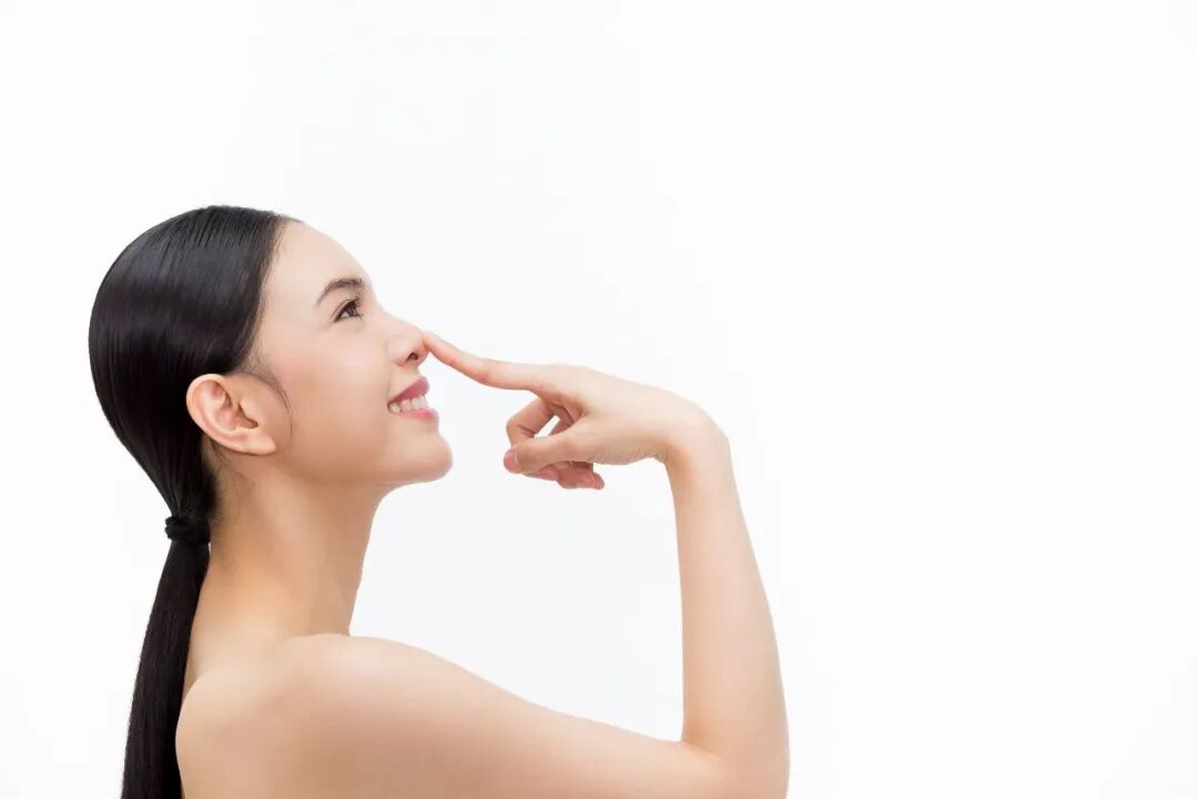 为什么在这种情况下，医生不愿意让你做肋软骨隆鼻？